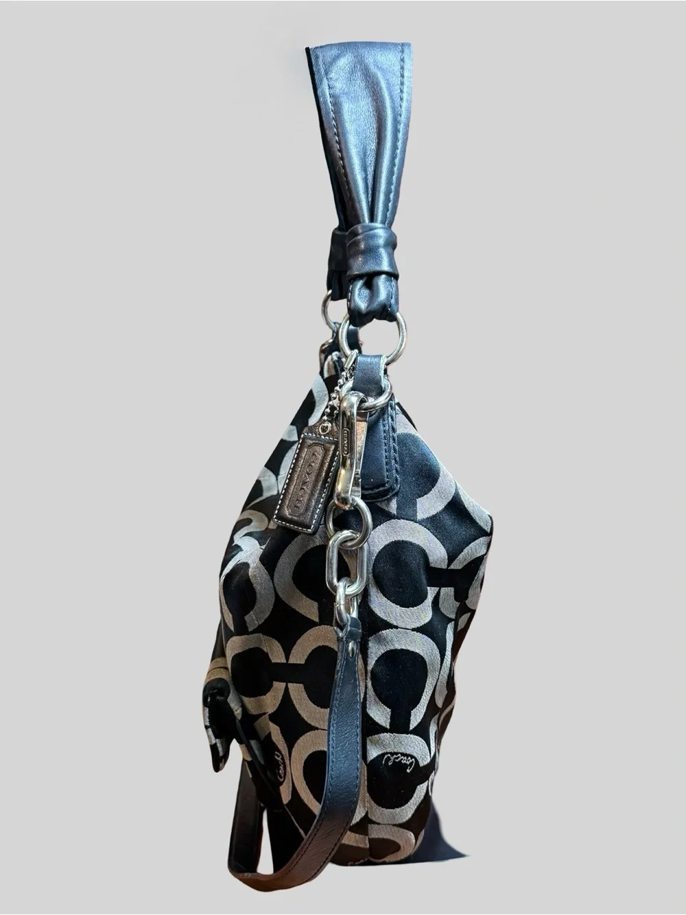 ✨ Vintage Coach Kristin Op Art Sateen Hobo Bag – Black & Silver